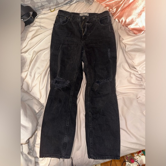 BNWOT Abercrombie 90’s Straight Jean - Picture 1 of 3
